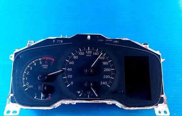 Speedometer (instrument cluster)