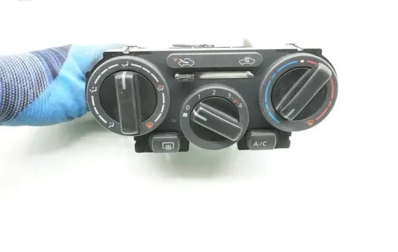 Nissan Pulsar Climate control unit 275103ZL0A