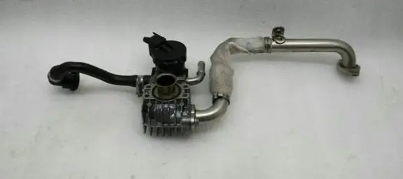 BMW 6 E63 E64 EGR valve 7548415