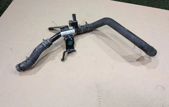 Volkswagen Crafter Engine coolant pipe/hose 2N0121065CR 2N0121058K 2N0121065