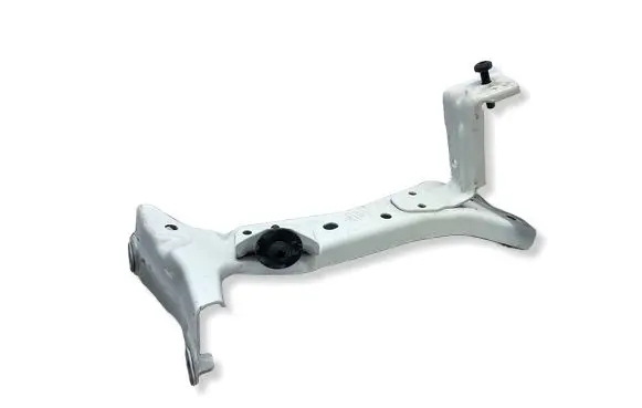 Audi A3 S3 8V Fender mounting bracket 8V0821136A