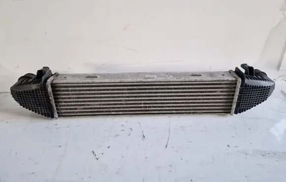 Mercedes-Benz C W204 Intercooler radiator A2045000300 3130309 2045000300