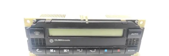 Volkswagen PASSAT B5 Climate control unit