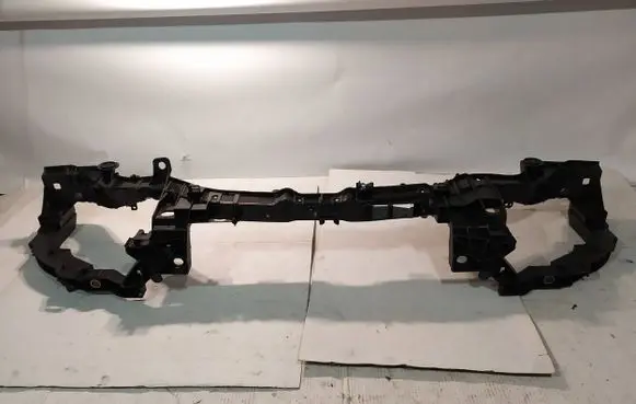 Ford Focus Front bumper 33306431 FD03040A F01225229