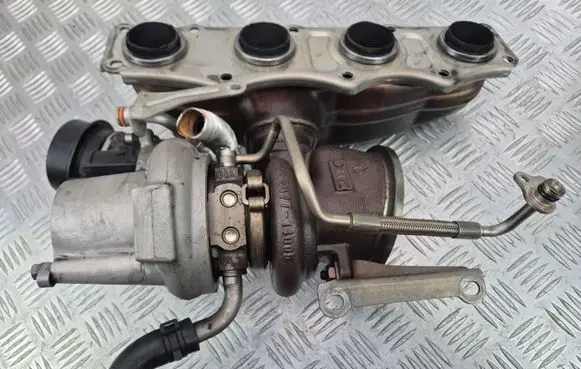 BMW 5 F10 F11 Turbo 7588938 7609210