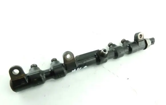 Ford Focus ST Fuel injector supply line/pipe 