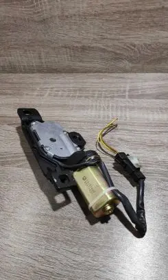 BMW 7 E65 E66 Tailgate lock latch 7014872