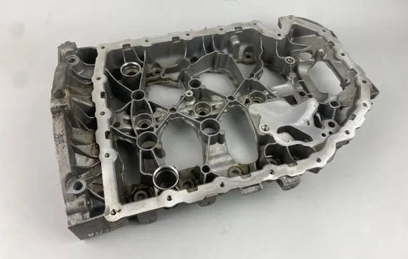 Volkswagen Golf VII Oil sump 06K103603B