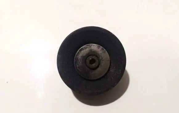 BMW 5 E39 Belt tensioner pulley 