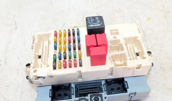 Fiat Stilo Fuse 51715858 190943