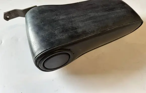 Mercedes-Benz S W126 Armrest A1269707230 1269707230