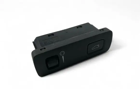Volvo XC90 Tailgate/boot open switch button P31376510