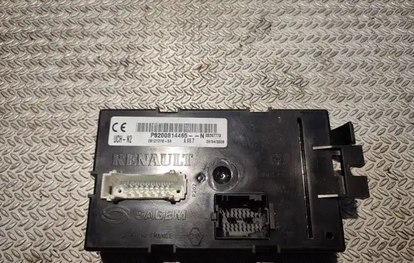 Renault Trafic II (X83) Comfort/convenience module P8200814465