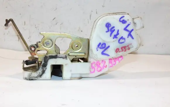 Mitsubishi Colt Front door lock MR264562