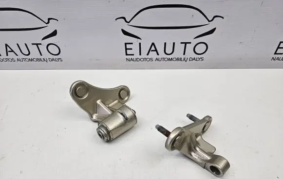 Mercedes-Benz E W212 Front door hinge set 