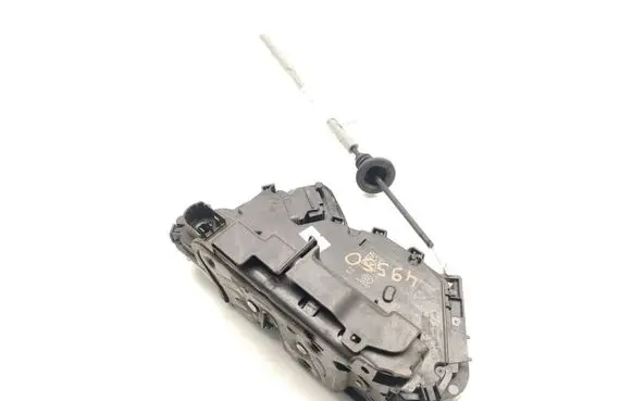 Skoda Fabia Mk3 (NJ) Front door lock 5TC837016