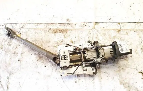 Volkswagen Touran I Steering wheel axle