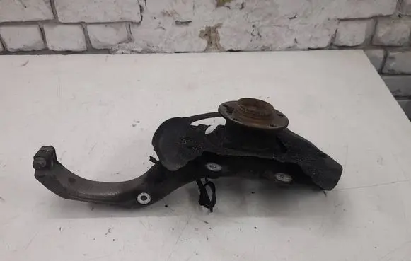 BMW X5 E70 Front wheel hub 6778784 16193510