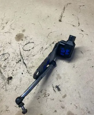 BMW 5 E60 E61 Headlight/headlamp level sensor 1093697 7904