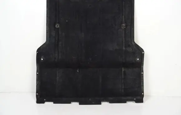 Audi A3 S3 8V Engine splash shield/under tray 8U0863821