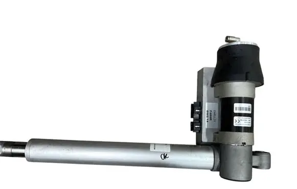 Volvo V70 Central locking motor 22647578
