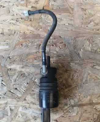 BMW X5 E70 Windscreen/windshield washer pump 693416001
