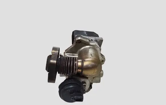 BMW 5 F10 F11 EGR valve cooler 782321005 7810871 7823210