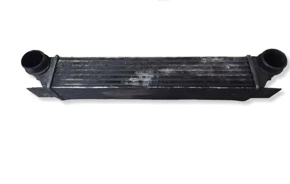 BMW 5 E39 Intercooler radiator 17512247359