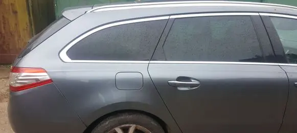Peugeot 508 Rear door window glass AS3