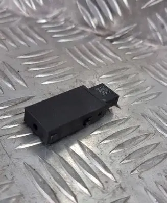 Opel Insignia A AUX in-socket connector 13317917