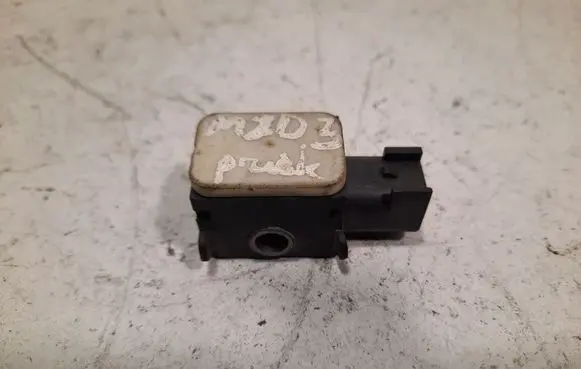 Mazda 3 I Airbag deployment crash/impact sensor 070706 3M5T14B006AD