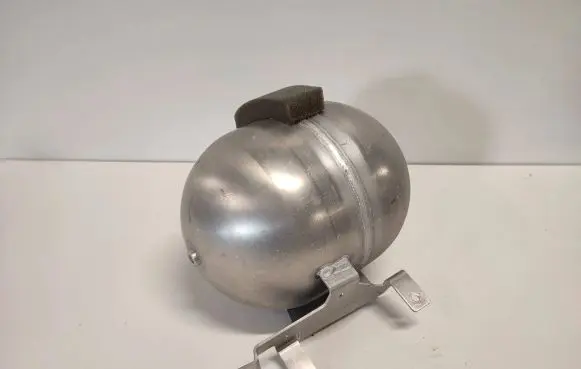 Mercedes-Benz E W211 Vacuum air tank A2113200015