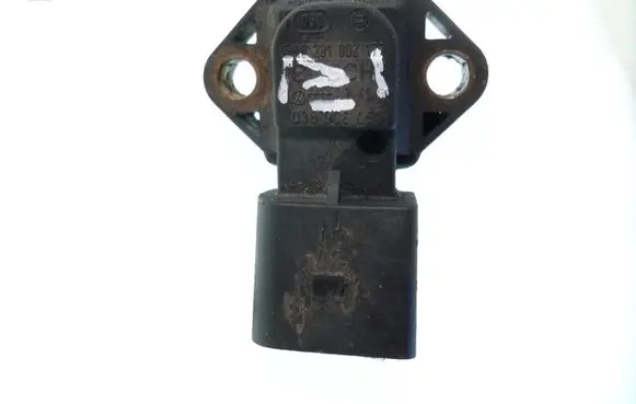 Volkswagen Golf IV Air pressure sensor 0281002177