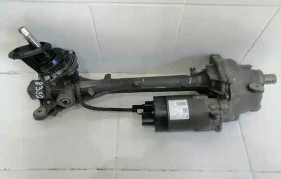 Volkswagen Golf V Steering rack