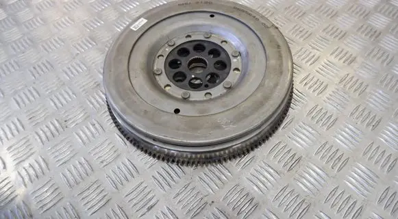 BMW X1 F48 F49 Flywheel 8655640