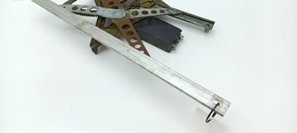 BMW 7 E23 Rear door window regulator with motor 410226882 18681910 013082074