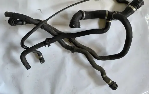 BMW 1 E81 E87 Engine coolant pipe/hose 7577964 20113148378