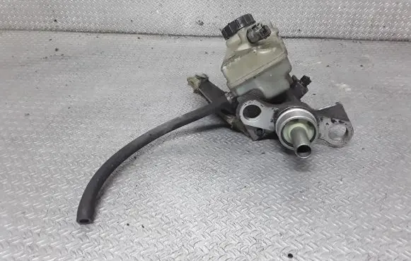 Renault Scenic II - Grand scenic II Master brake cylinder 320671112