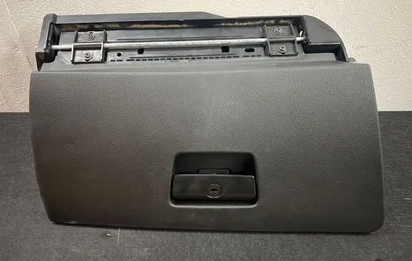 BMW 3 E90 E91 Glove box 7075479 72758411
