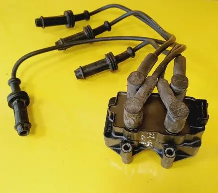 High voltage ignition coil