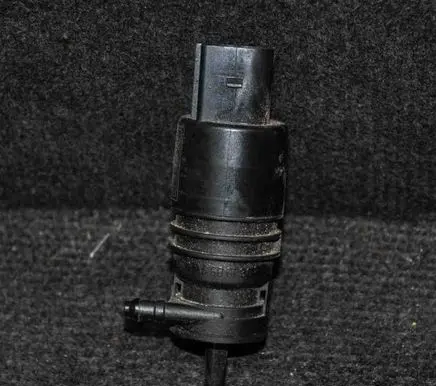 BMW 3 F30 F35 F31 Windscreen/windshield washer pump 7302589