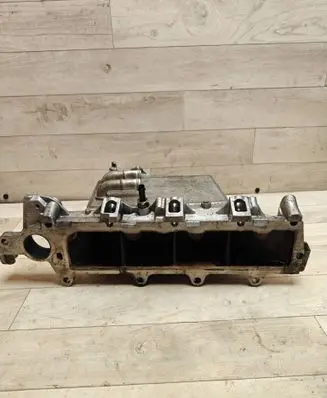 Volkswagen Tiguan Intake manifold 04L129766AQ