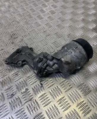 Mercedes-Benz ML W164 Oil filter mounting bracket A6421800010