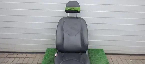 Toyota Yaris Front driver seat 