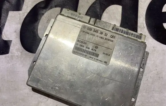 Mercedes-Benz E W210 ESP (stability system) control unit a0295453932