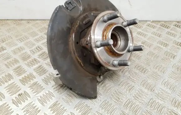 Dodge Challenger Rear wheel hub spindle/knuckle 68089313AB