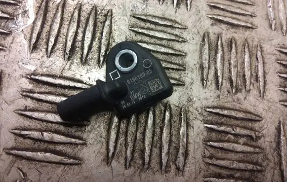 BMW X2 F39 Airbag deployment crash/impact sensor 919610005