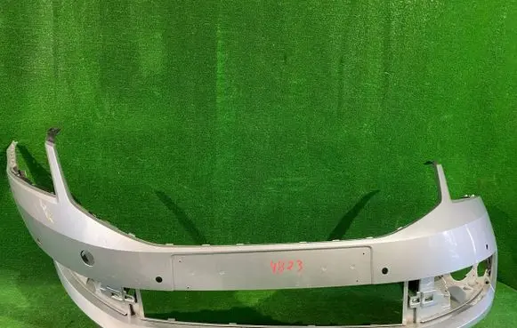 Skoda Octavia Mk3 (5E) Front bumper