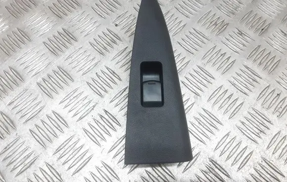 Nissan Note (E11) Electric window control switch 25411ED004