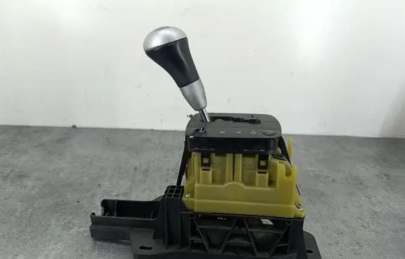 Mercedes-Benz B W245 Gear shifter/selector A1693700709